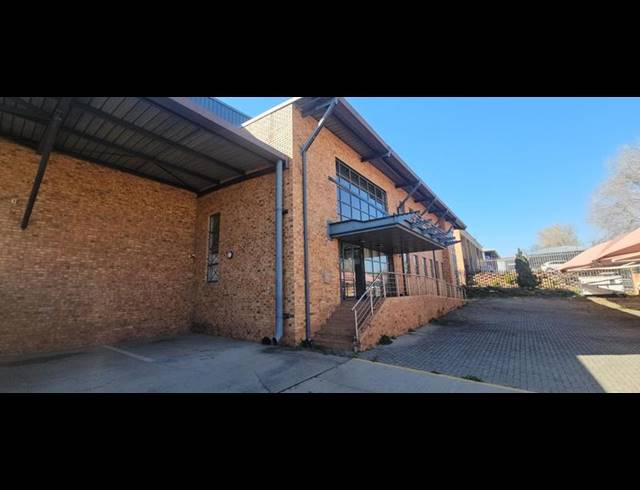 INDUSTRIAL PROPERTY TO RENT IN LINBRO PARK